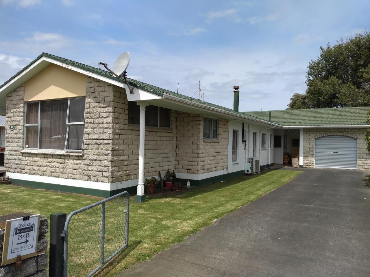 Ironsands B&B Patea Exterior foto